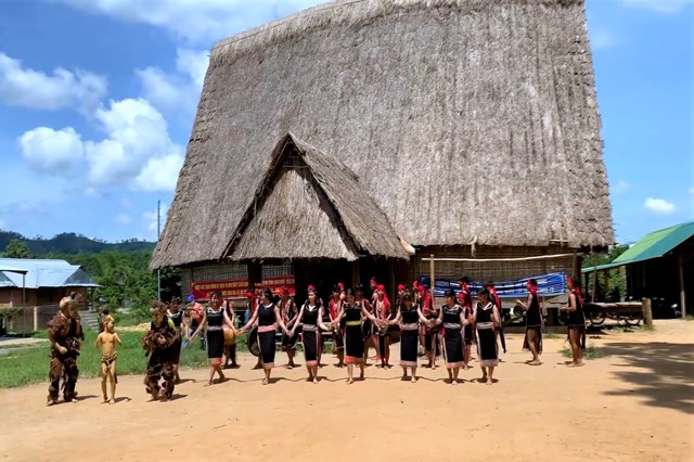 Echoes of the Highlands – Where the Gong Speaks for the Soul